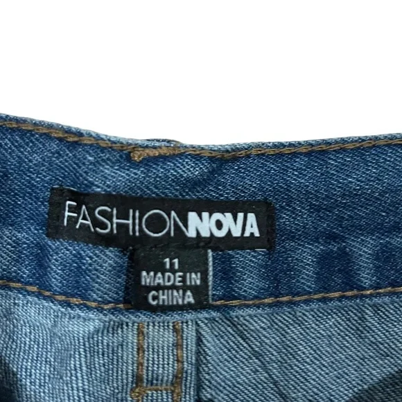 Fashion Nova Nicki Boyfriend Jeans New with Tags 🏷 - Picture 8 of 13